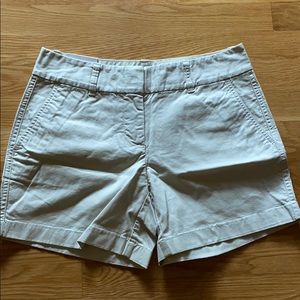 Vineyard Vines 5 inch shorts